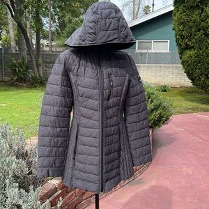 Nautica hooded winter parka jacket, comfort stretch, water resistant.